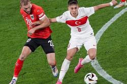 开云下载-德国队碾压奥地利队，波尔高光表现