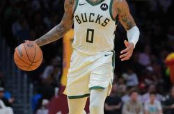 开云体育-太阳逆转深圳队，利拉德惊艳四座