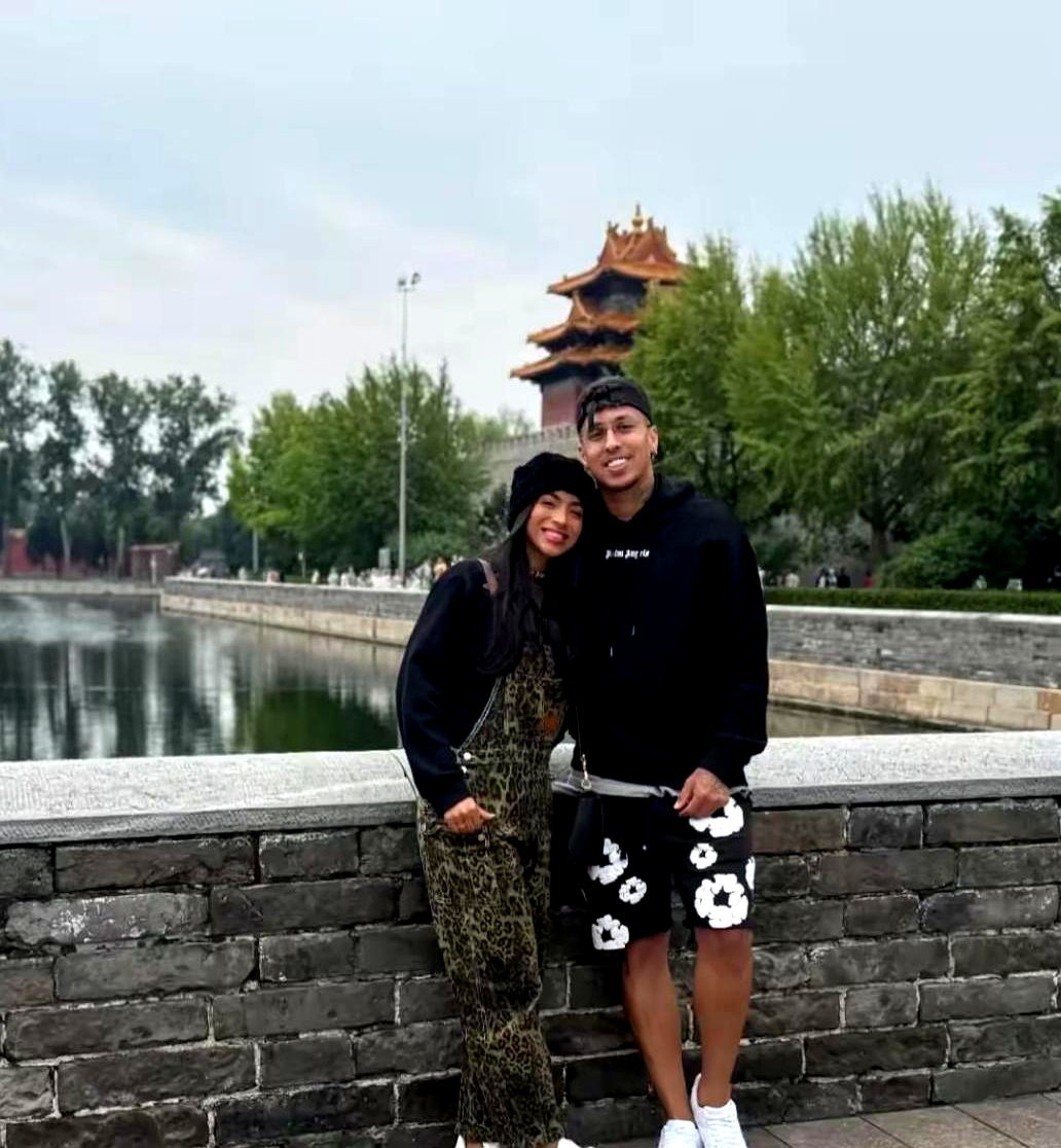 运动员私人生活引发球迷关注