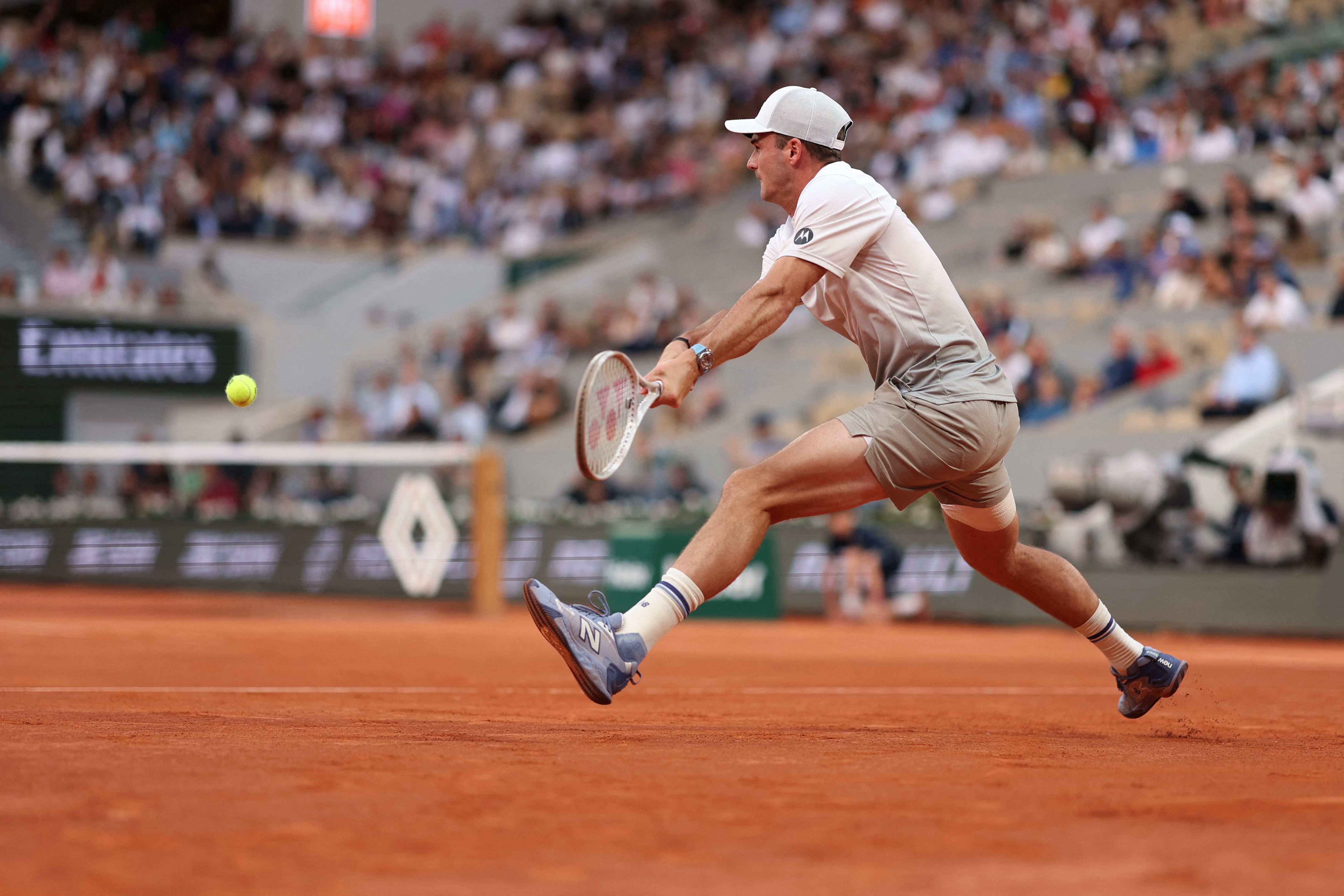 关于西班牙网球队翻盘法国网球队,阿尔卡拉斯高光表现的信息 关于西班牙网球队翻盘法国网球队,阿尔卡拉斯高光表现的信息