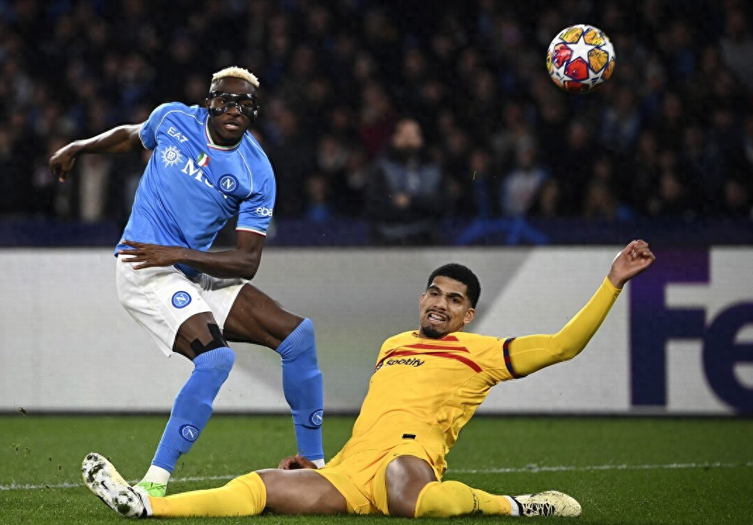 那不勒斯翻盘奥地利，莱万状态火热的简单介绍