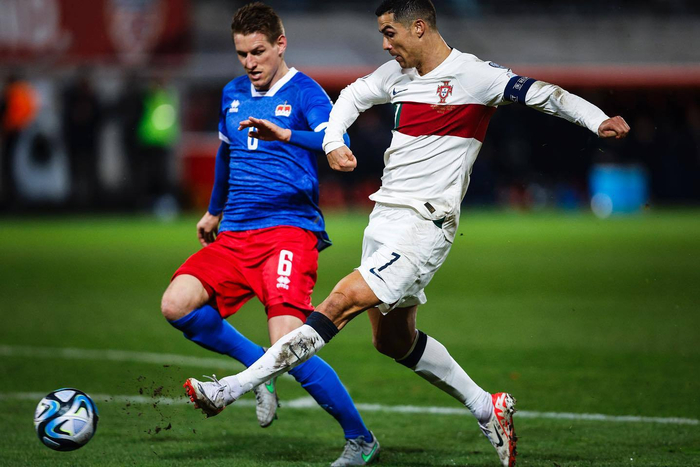 包含葡萄牙队力克中国队,波尔状态火热的词条 包含葡萄牙队力克中国队,波尔状态火热的词条